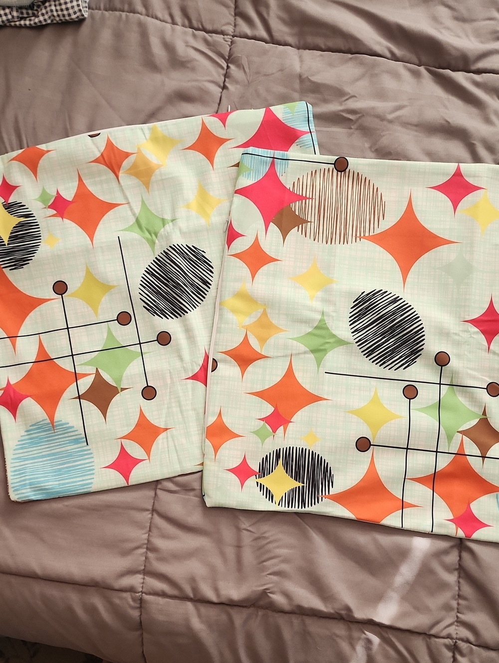Set Of Two Modern Retro Atomic Starburst Throw Pillowcases - Multicolor
